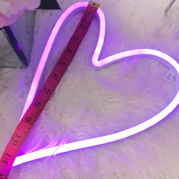 Neon heart led wall light - Picture 9 of 9